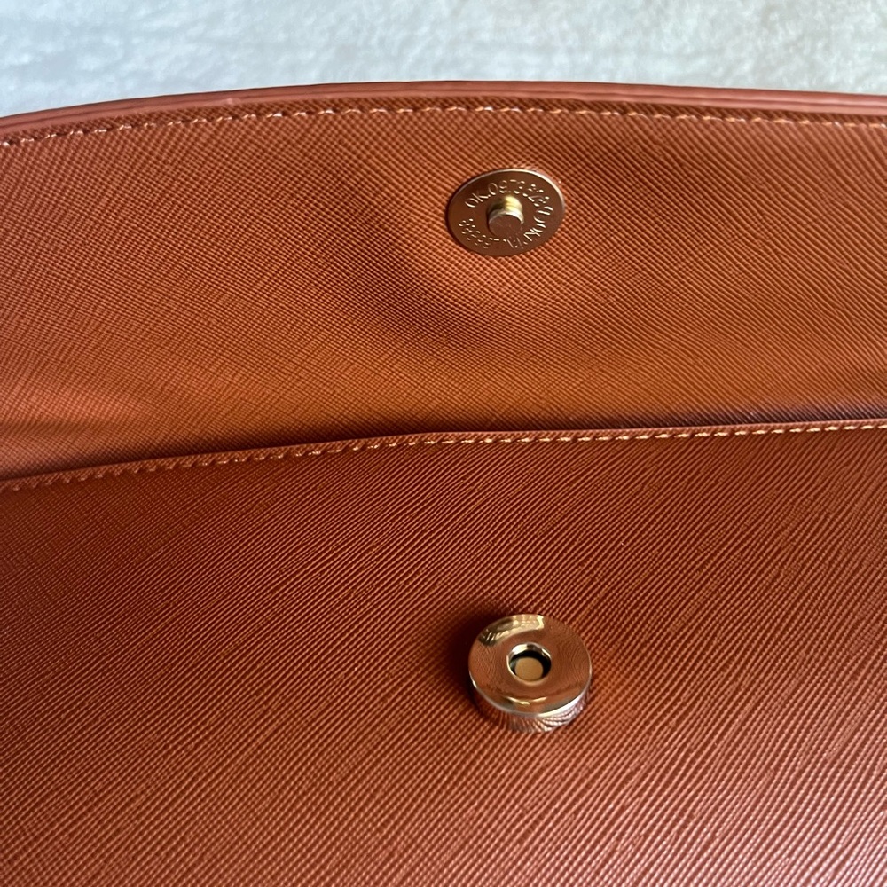 Brown Leather Tote and Clutch Set - Picture 6 of 6
